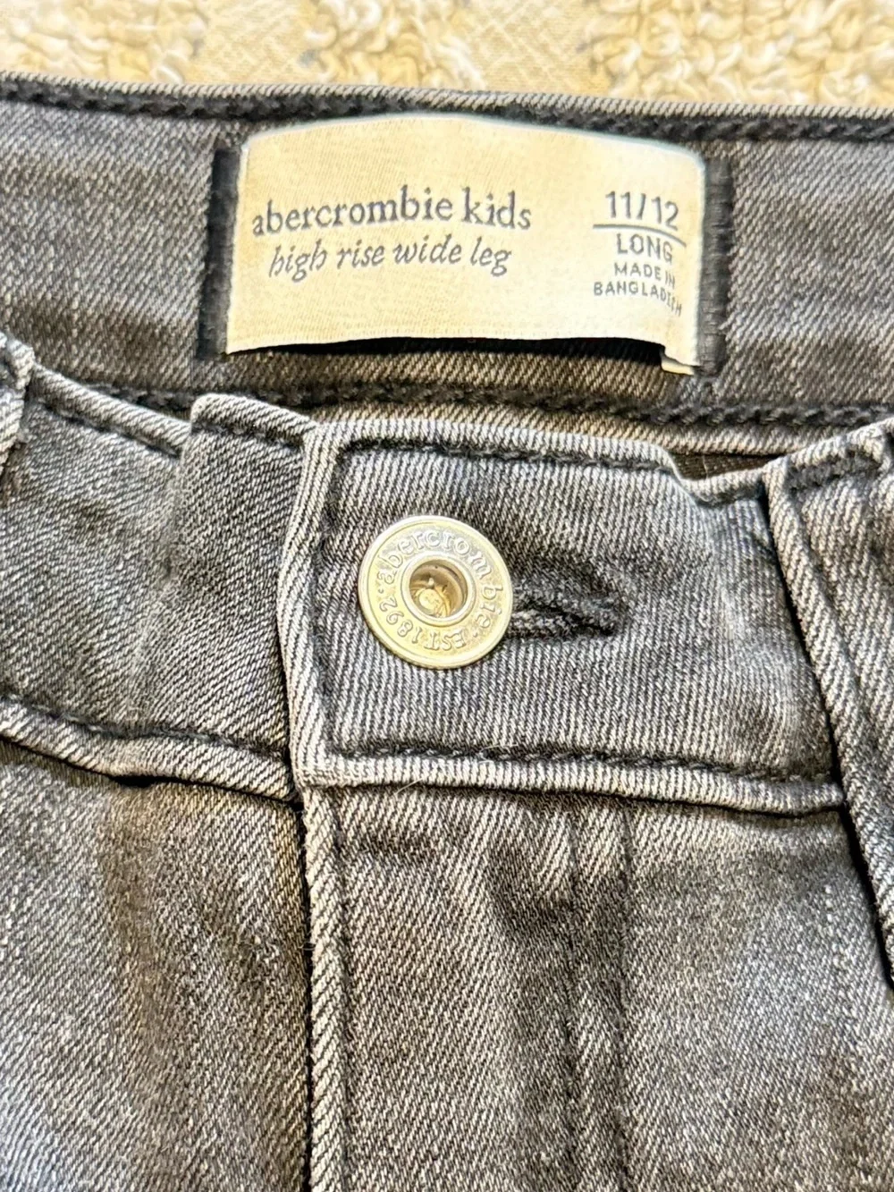 Abercrombie & Fitch Kids Gray Straight-Leg Jeans - Picture 5 of 8